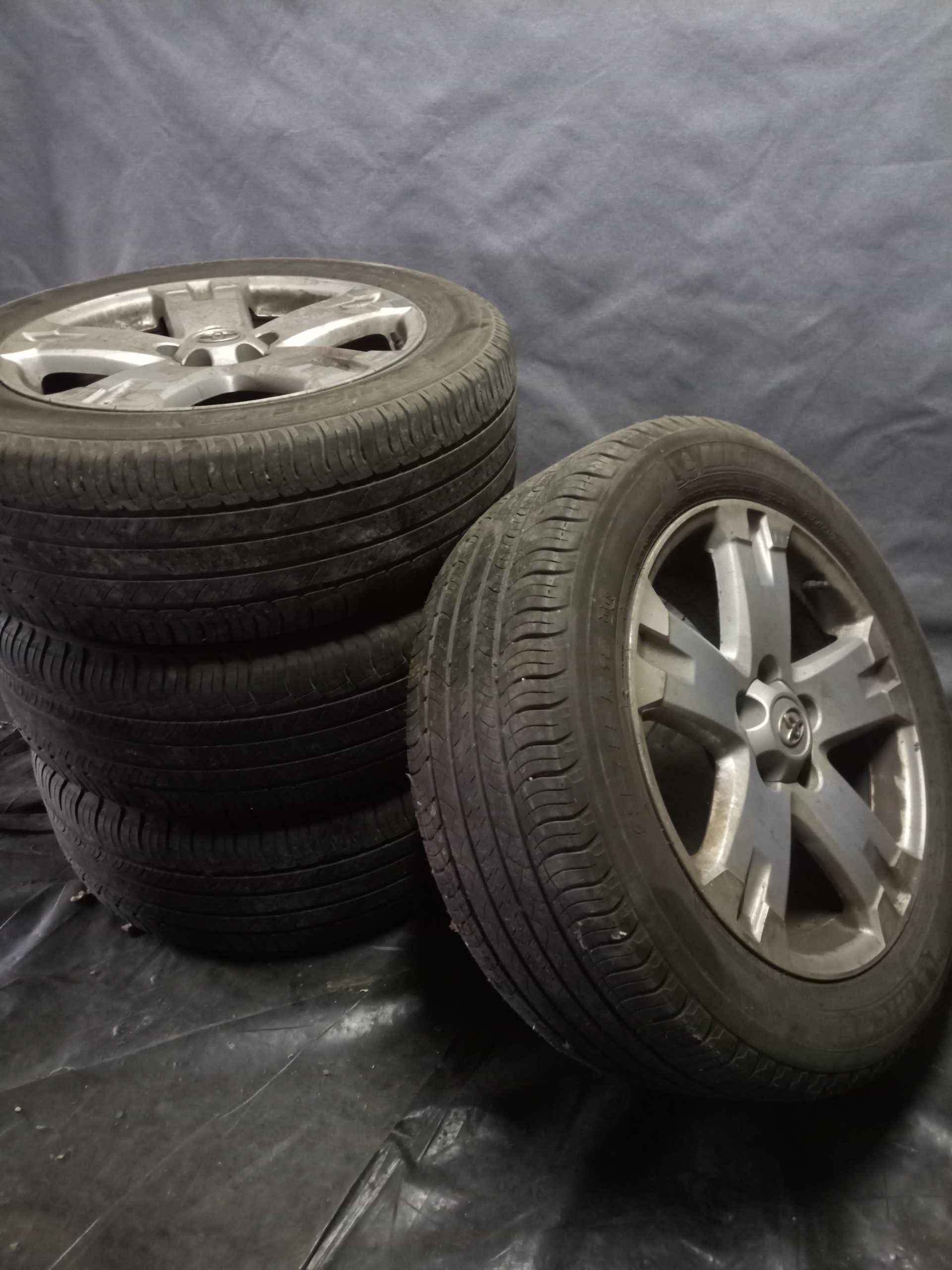 Pneus d'occasion  a vendre